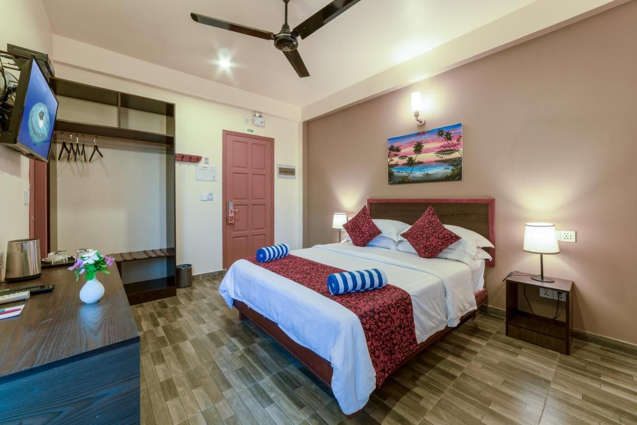 Paguro Beach Inn Ukulhas Island Bagian luar foto